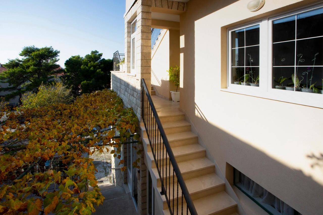 Villa Milenka - Apartmani Gorana ทูแชพี ภายนอก รูปภาพ