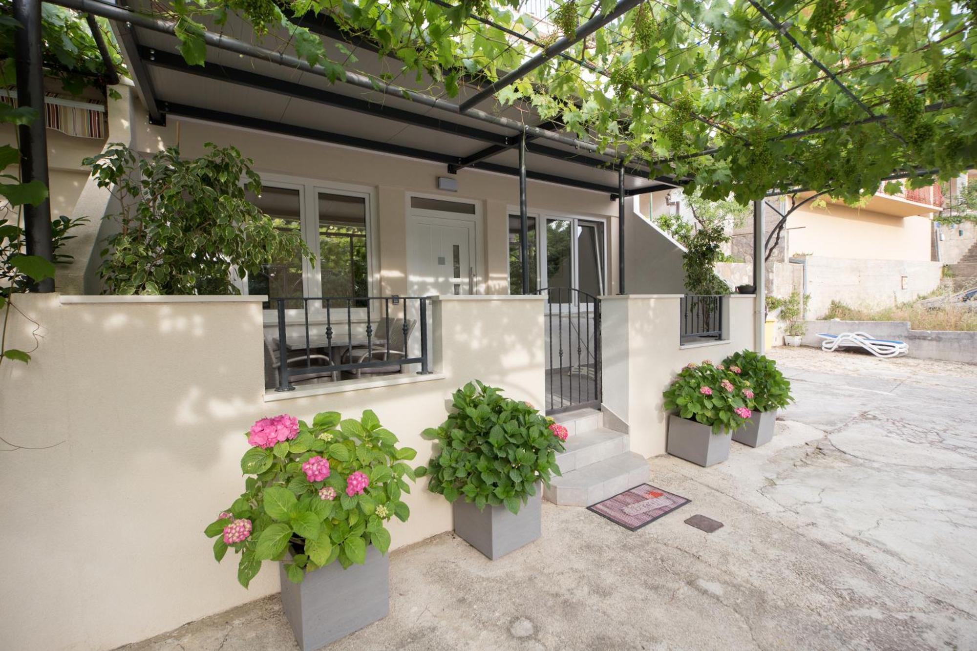 Villa Milenka - Apartmani Gorana ทูแชพี ห้อง รูปภาพ